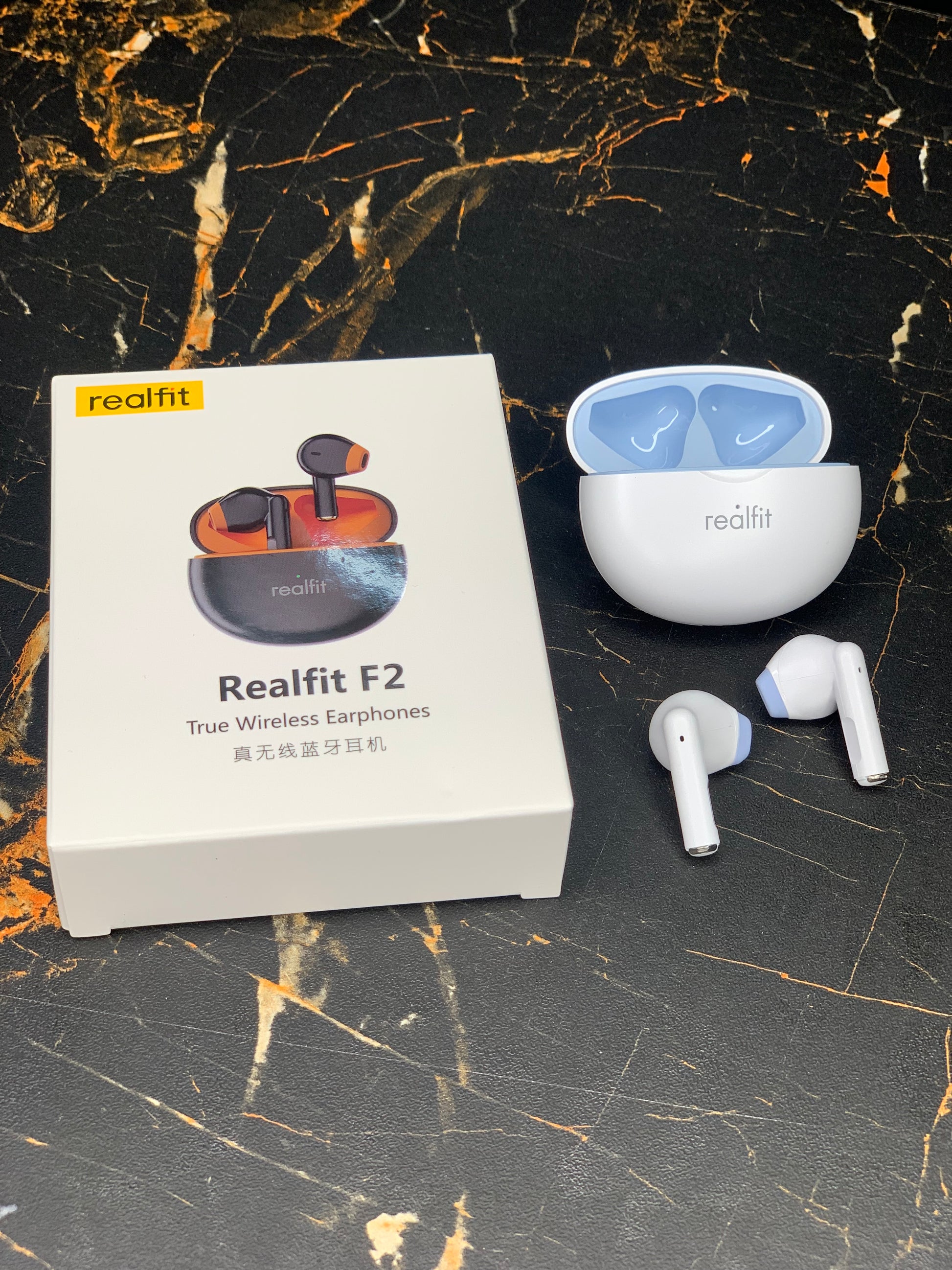 Realfit F2 - AquaTechPk - Airpods